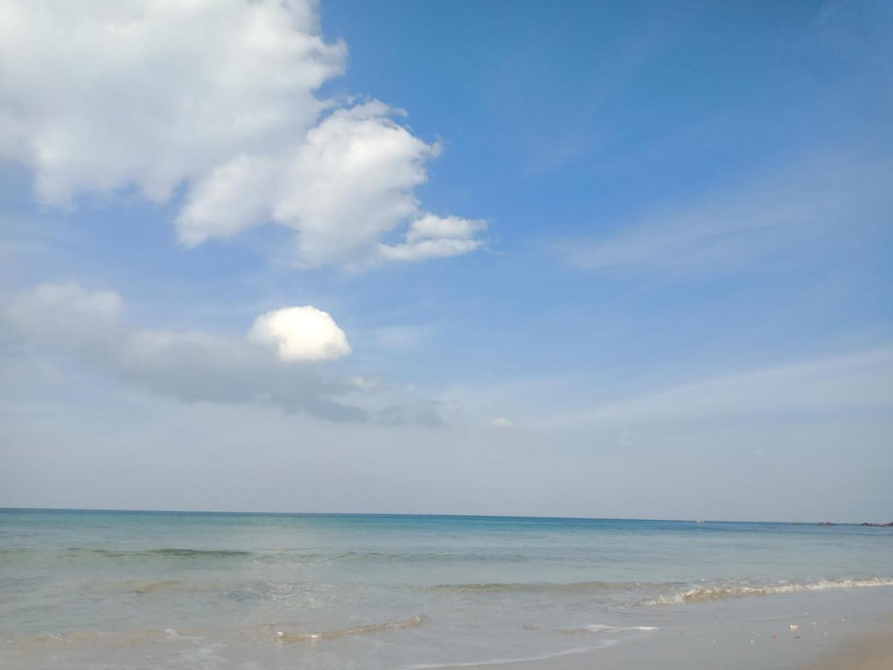 קו לנטה Marina Hut Guest House מראה חיצוני תמונה