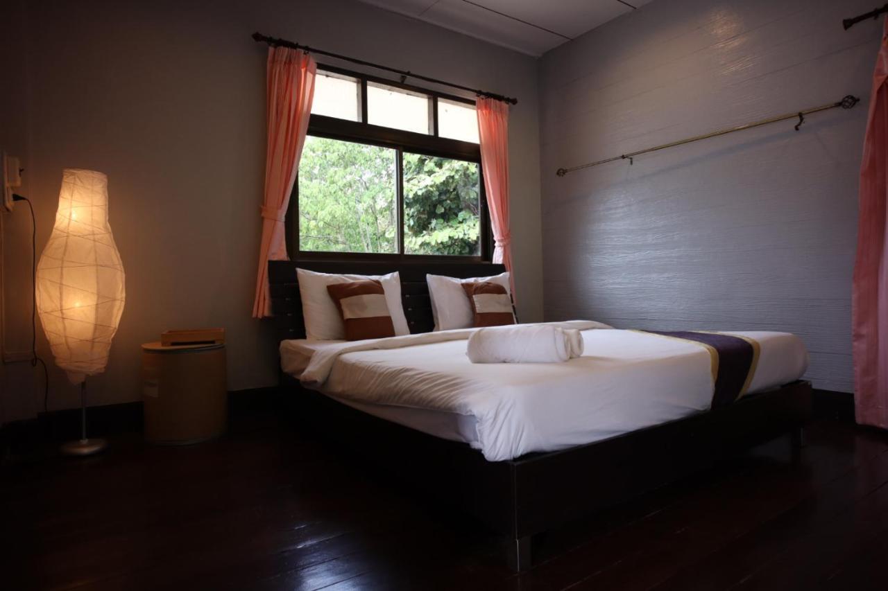 קו לנטה Marina Hut Guest House מראה חיצוני תמונה