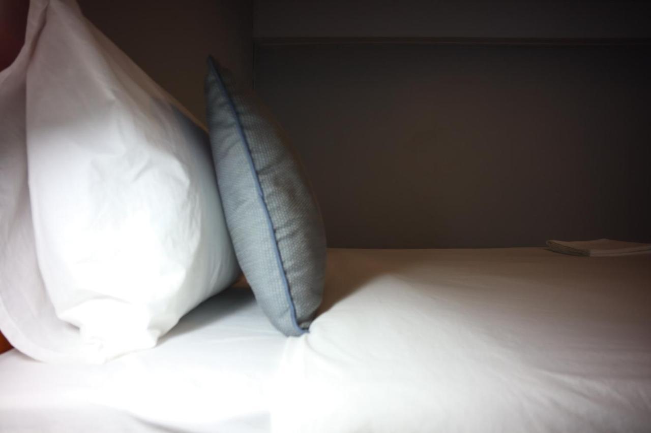 קו לנטה Marina Hut Guest House מראה חיצוני תמונה